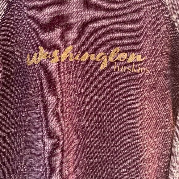 ChampionâUniversityâofâWashington sweaterâsweatshirt.ââSizeâSmall. - Picture 2 of 5